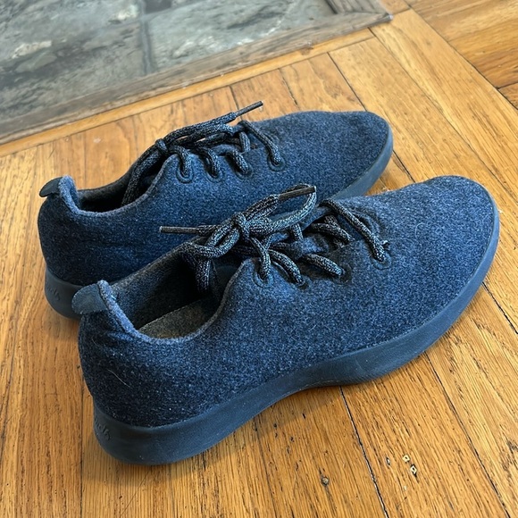 Allbirds Dark Gray Wool Runners Women's Sneakers Size 9 - Picture 2 of 8